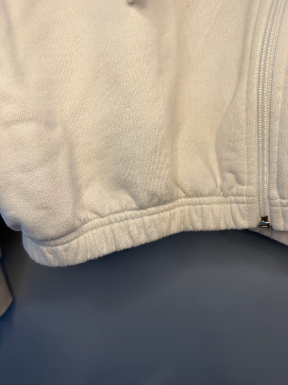 OFFLINE BY AERIE White Cropped Hoodie full zip L - Picture 6 of 9